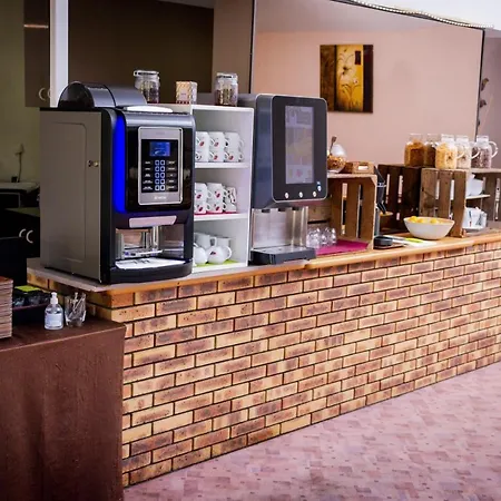 Hotel Adonis Gapotel